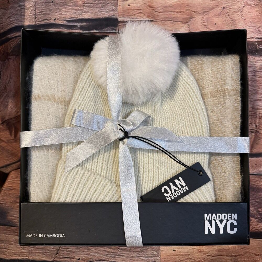 Madden NYC Women's 2pc Knit Beanie Hat & Scarf Gift Set Ivory Faux Fur Pom NWT